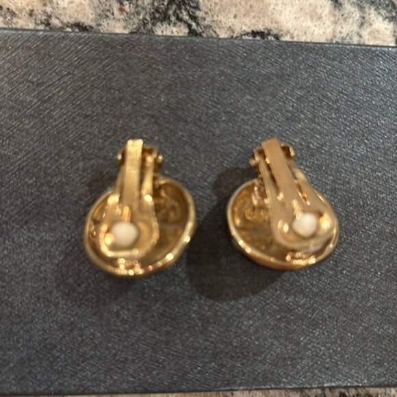 Bintage Roman Clip On Earrings Fau Pearls black with stones - Picture 8 of 8